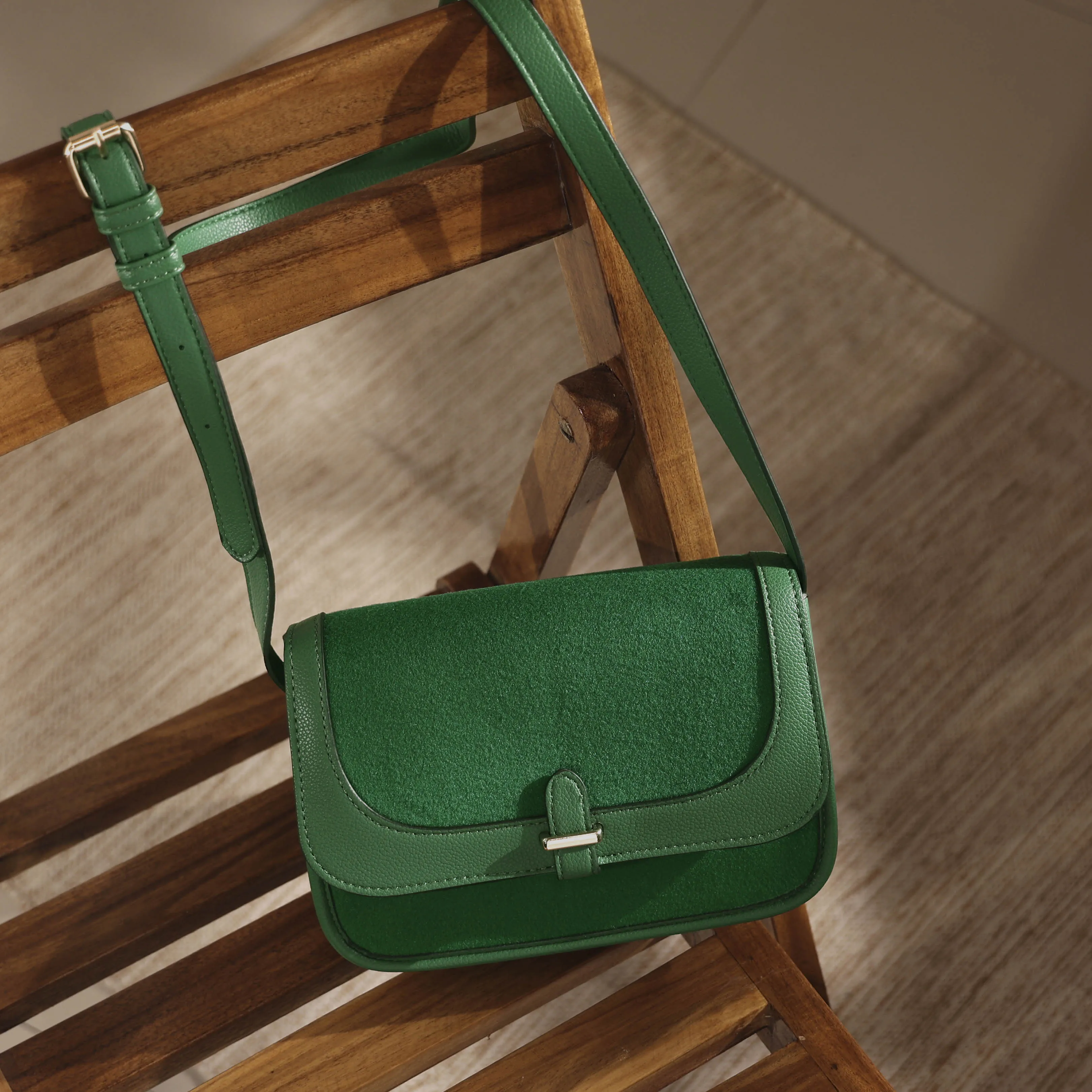 Accessorize London Women's Green Felt Cross Body