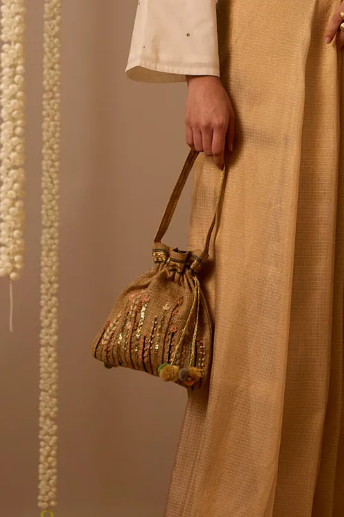 Beige Country Potli
