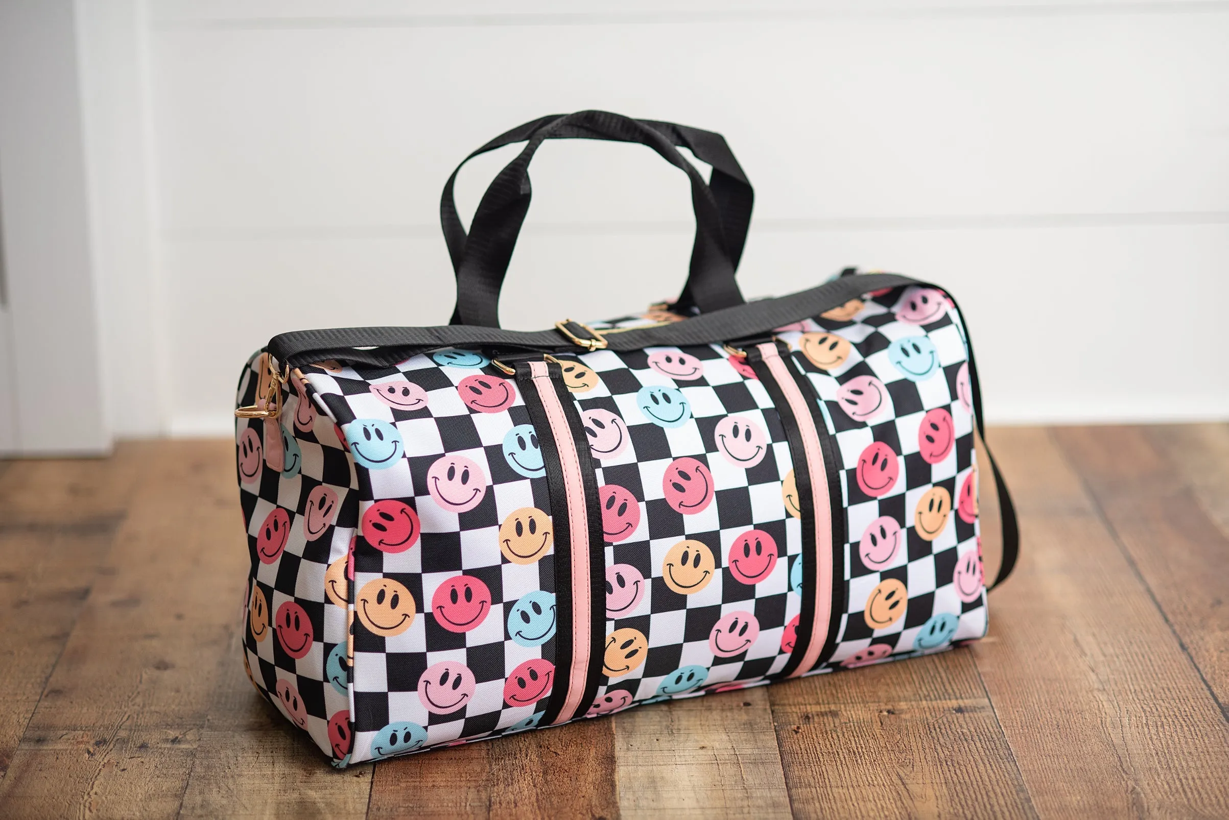 CHECKERED SMILEY OVERNIGHT BAG