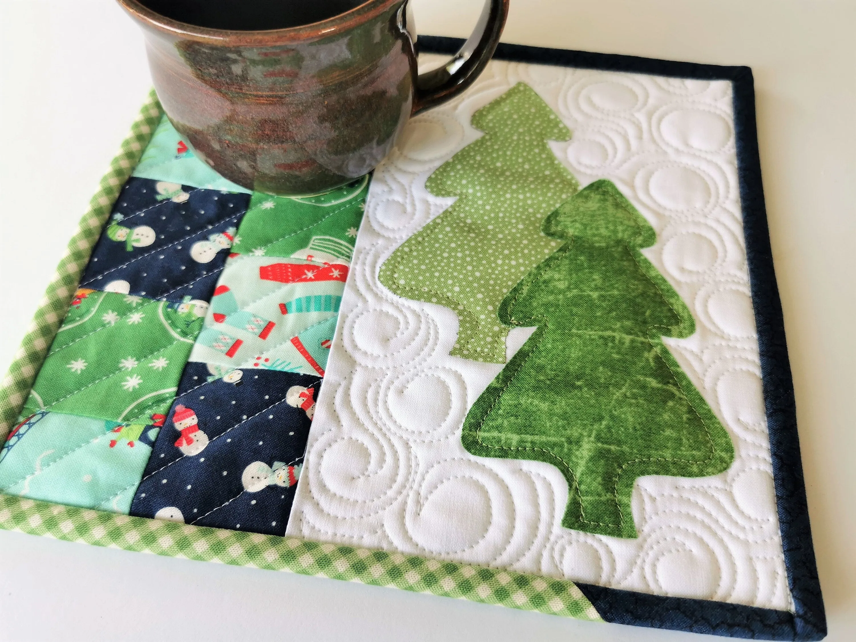 Christmas Tree Quilted Mug Rug, Santa Snack Mat,  Snow Theme Desk Coaster, Mini Quilt, Stocking Stuffer