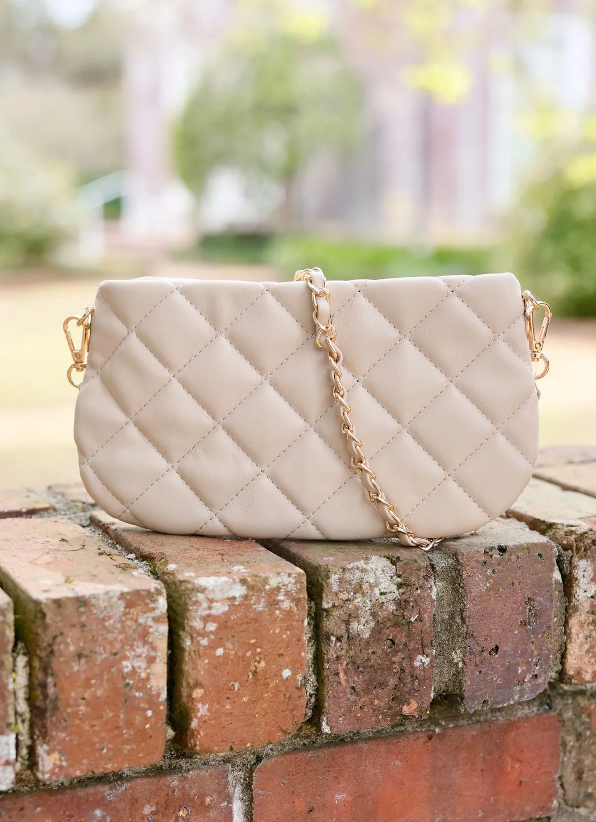 Livi Quilted Crossbody in Taupe